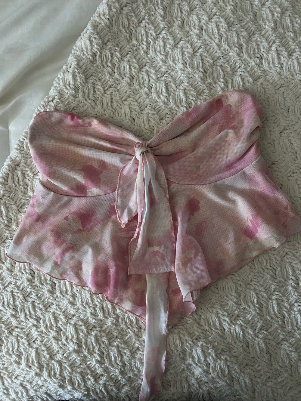 SHEIN Pink Tie-Front Strapless Floral Crop Top